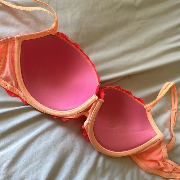 Pink! 💕 - Picture 4 of 4